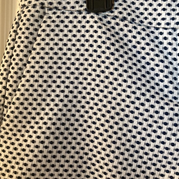 Saint tropez west scalloped shorts with pockets - Picture 2 of 3